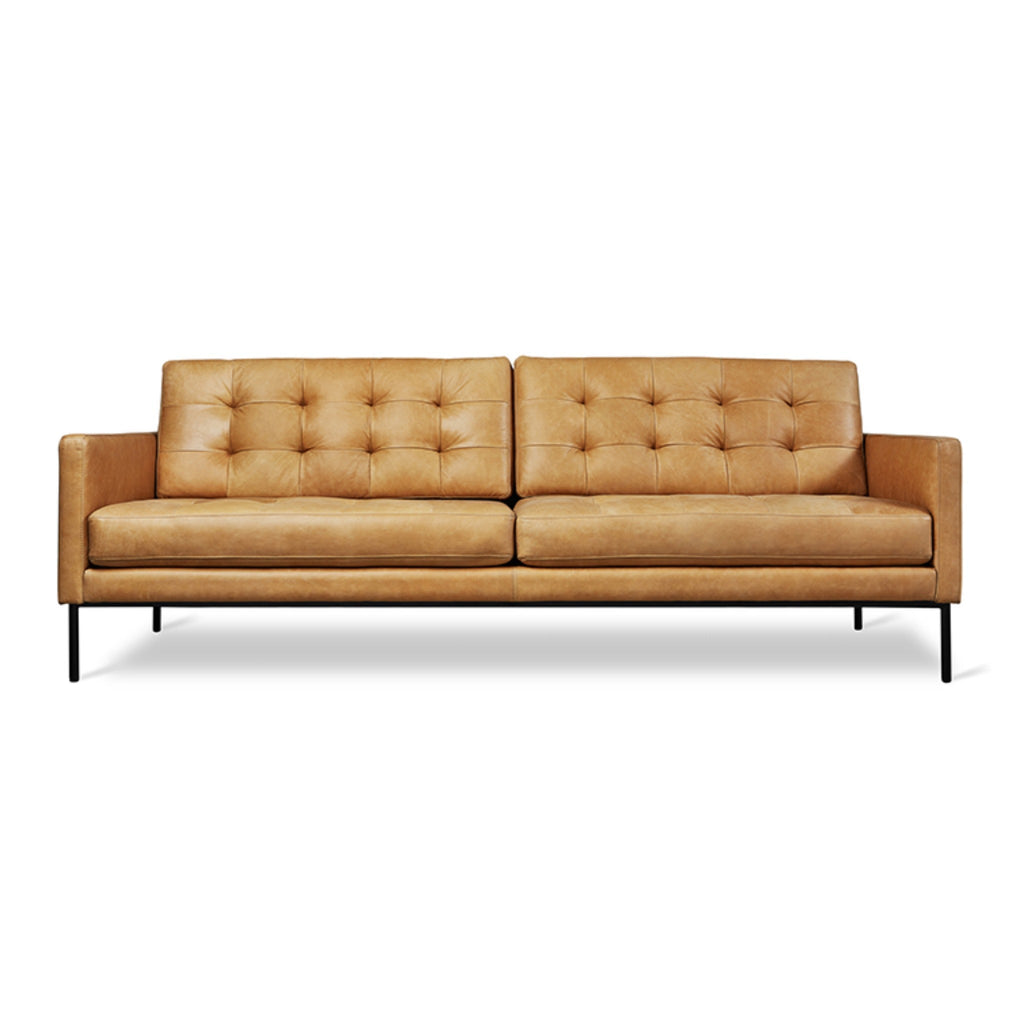 Towne Sofa - Sage Interiorsgussofa