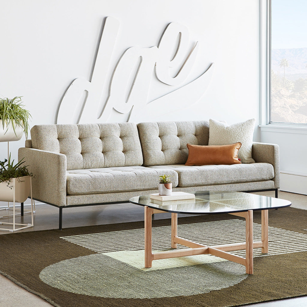 Towne Sofa - Sage Interiorsgussofa